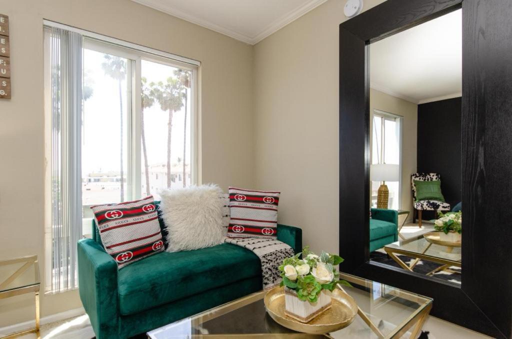 Апартаменти Gucci Mickey And Maxico Lofts Free Parking And Wifi Лос-Анджелес Екстер'єр фото