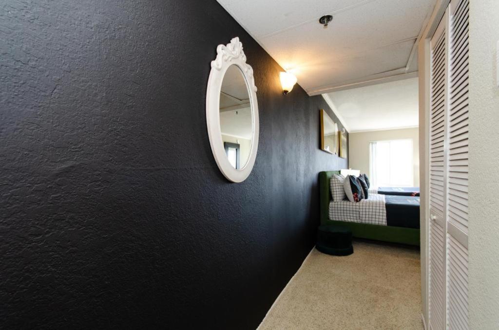 Апартаменти Gucci Mickey And Maxico Lofts Free Parking And Wifi Лос-Анджелес Екстер'єр фото