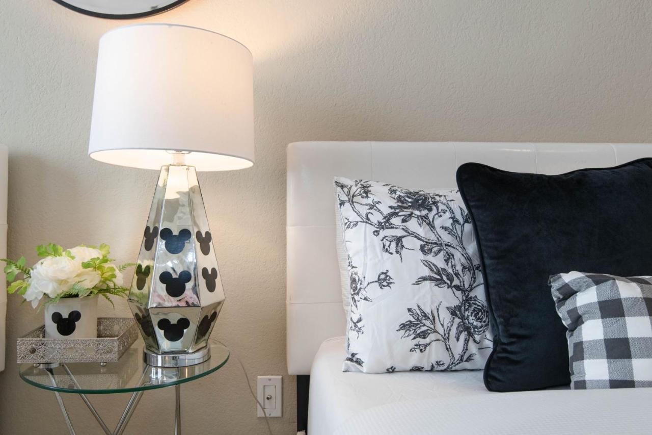 Апартаменти Gucci Mickey And Maxico Lofts Free Parking And Wifi Лос-Анджелес Екстер'єр фото