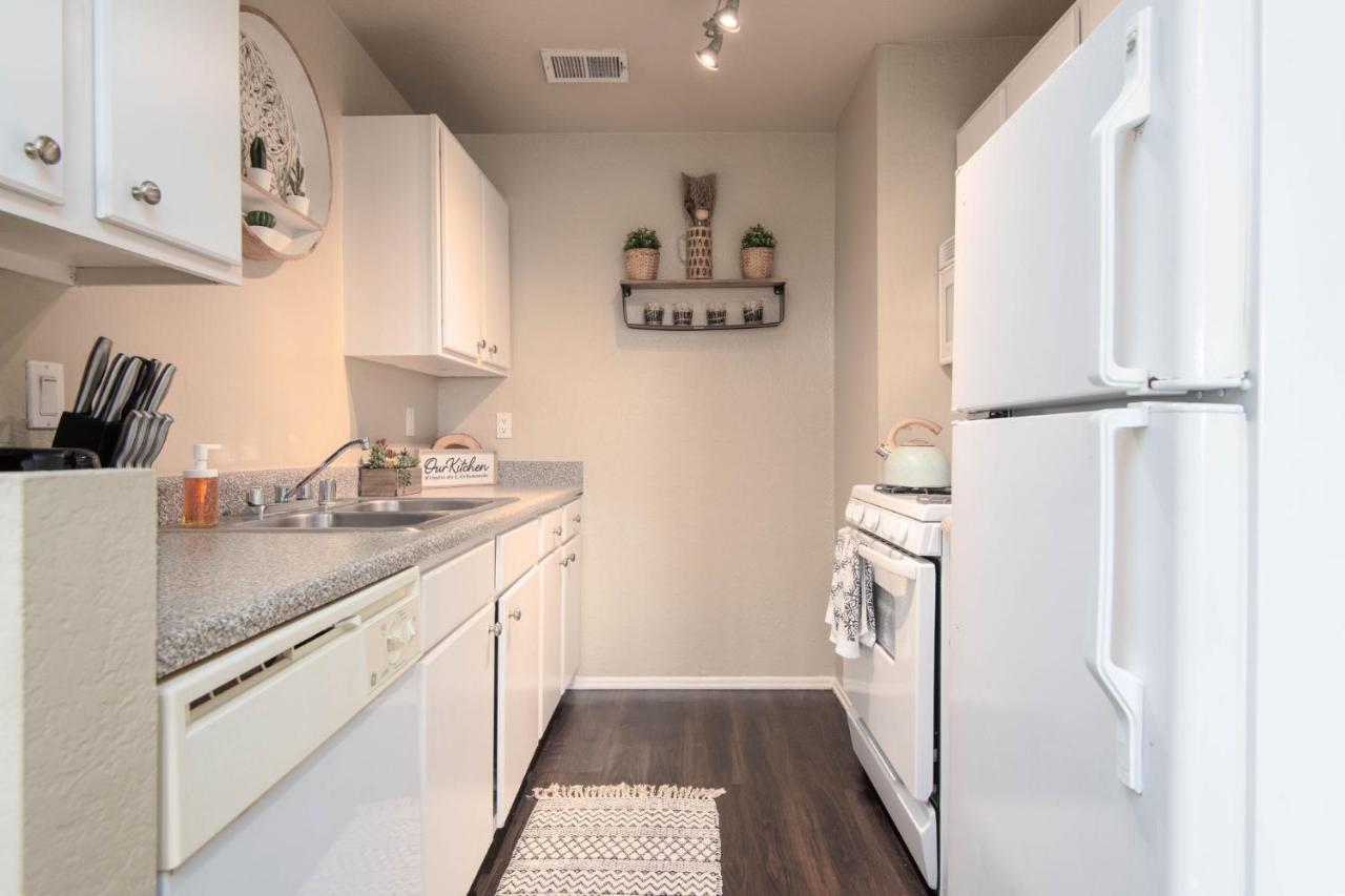 Апартаменти Gucci Mickey And Maxico Lofts Free Parking And Wifi Лос-Анджелес Екстер'єр фото